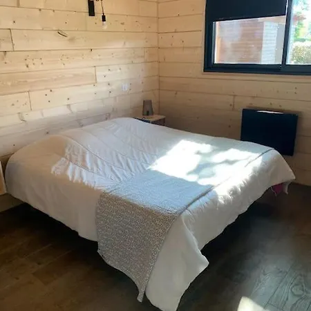 Casa Lenha, Maison En Bois Avec 1 Petit Bassin * Сустон